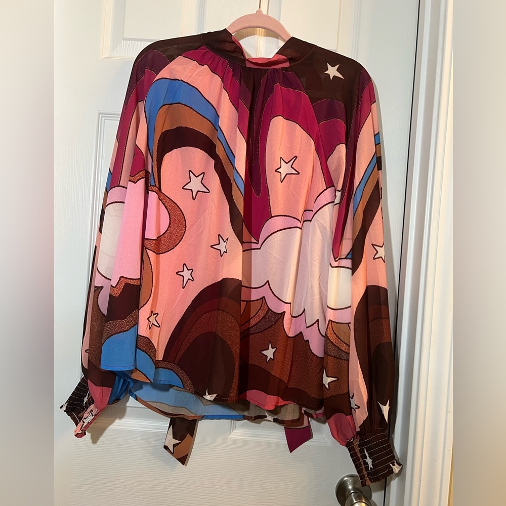 Aura Multicolor Star & Wave Print Blouse in Pink, Brown, Blue